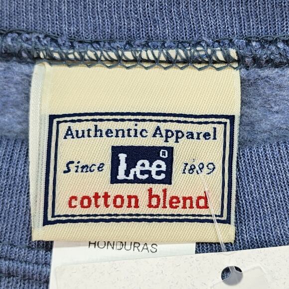 NWT VTG Lee Sweatshirt Unisex XL Blue “Let It Snow” Embroidered Winter Holiday - Picture 6 of 12